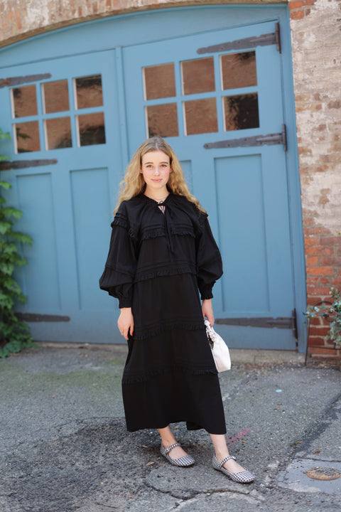 fall to the T dress in black