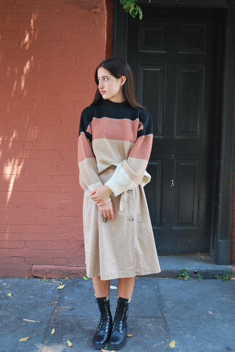 Tier gold salmon sweater