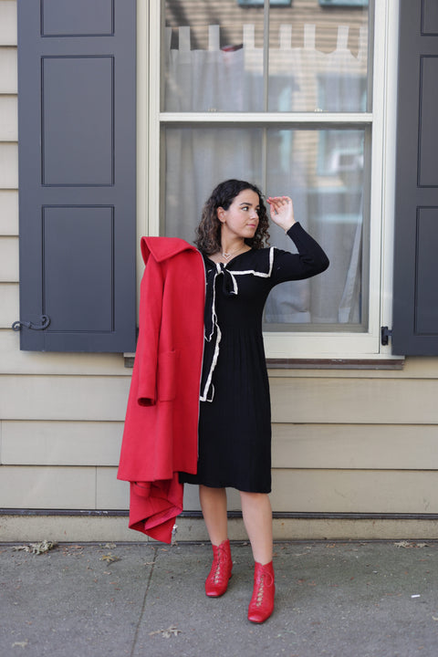 Black knit collar dress