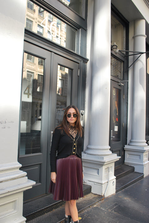 Paris pleat skirt in maroon