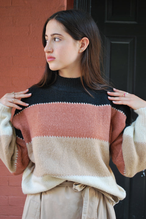 Tier gold salmon sweater