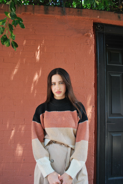 Tier gold salmon sweater